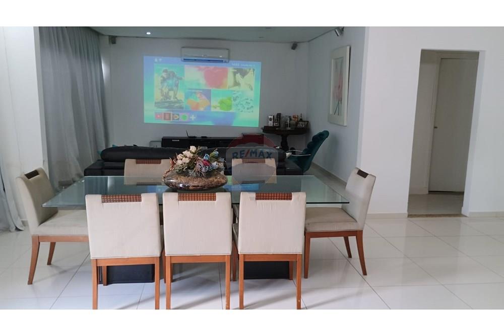 Casa à venda com 3 quartos, 256m² - Foto 12