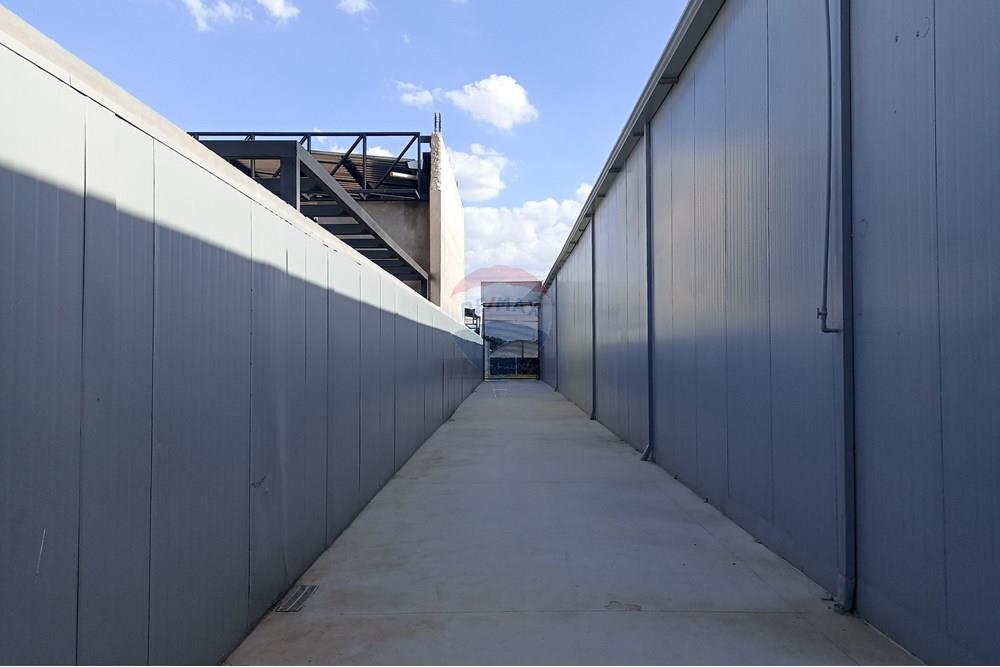 Galpão - Alugar - Holambra , São Paulo - IMG_20251121_152018.jpg - Corredor - 690671057-11