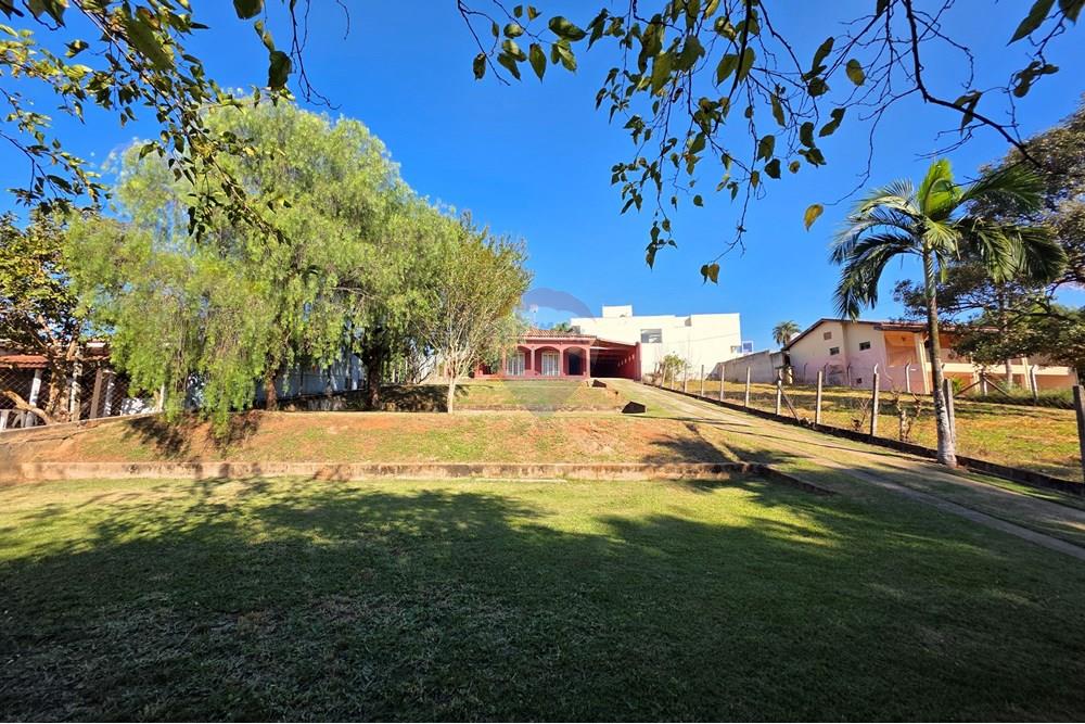 Chácara / Sítio / Fazenda - Venda - Itapira , São Paulo - 20250520_150620.jpg - Jardim Externo - 690521005-81