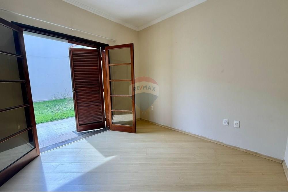 Casa - Alugar - Valinhos , São Paulo - WhatsApp Image 2025-11-06 at 11.35.05 (1).jpeg - 690941024-57