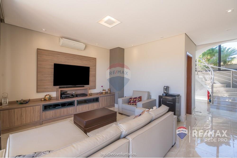 Casa de Condomínio - Venda - Vinhedo , São Paulo - EDI09794EDIVO FURTADO SILVA - RG98002306022 SSPCE - DEYSE MURATA - TOSCANA - REMAX REDE PRO - 690541036-129EDIVO FURTADO SILVA - - 690541036-129