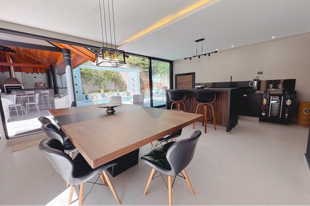 Casa de Condomínio - Venda - Barueri , São Paulo - Alameda Rússia-107.jpg - Sala em U - 691141025-37