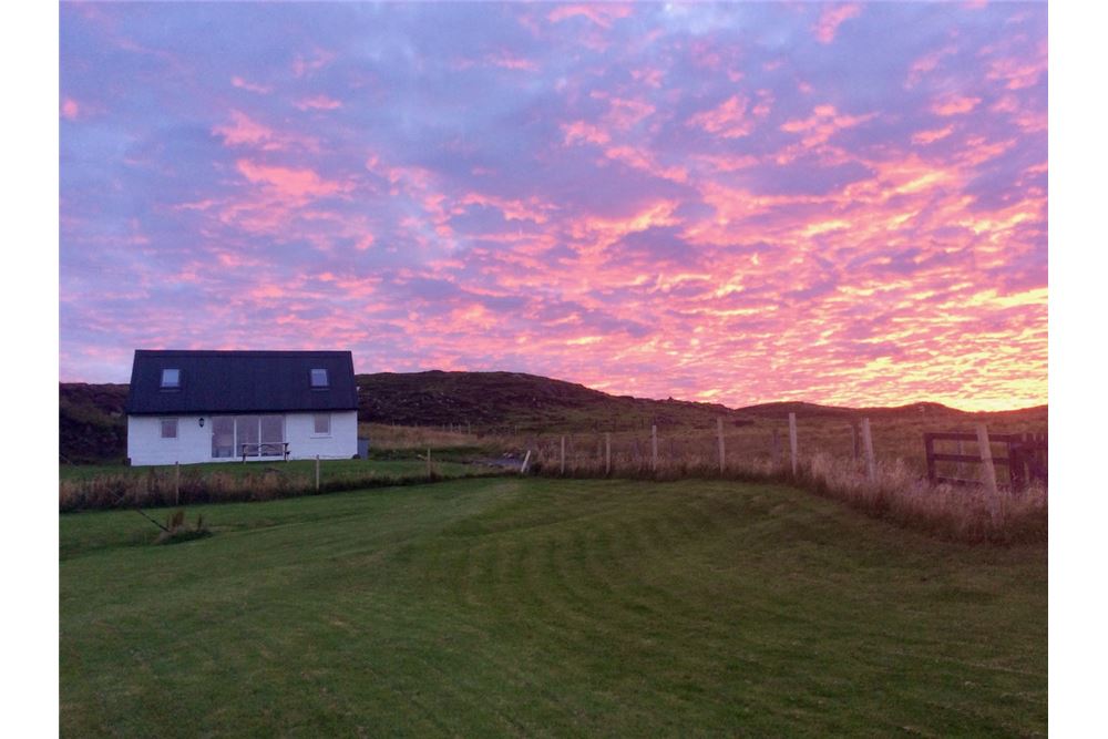 Residential - อื่นๆ/ไม่ระบุ - Isle of Skye, Lanarkshire - Scotland - 11 Sunset over Atalantic Drift - 70171001-94