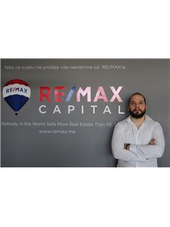 Mattia Sparaccio - RE/MAX Capital