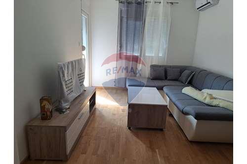 À louer-Appartement-Stara Varoš  - Podgorica  - Monténégro-700011056-58