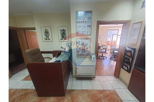 In vendita-Health Clinic-Centar  - Podgorica  - Montenegro-700011007-575