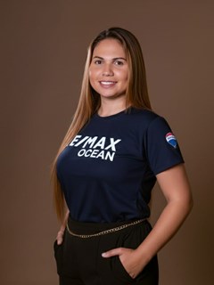 Izabella Souza - RE/MAX OCEAN