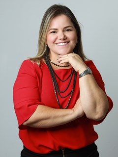 Claudia Barbosa Moura - RE/MAX DIVINA