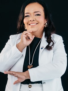 Aline Barros - RE/MAX PAX I