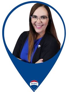 Marylda Cavalcanti - RE/MAX QUARTER