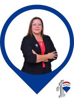 Ivoneide Medeiros - RE/MAX VIVA IMÓVEIS