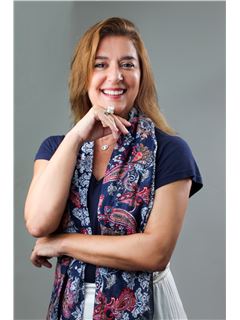 Associate - Sónia Moura - RE/MAX DIVINA