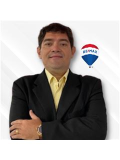 José Robson Oliveira Silva - RE/MAX MORIÁ