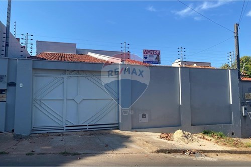 Venda-Casa-Rua Maria Bezerra , S/N  - QD 42.3.63.41, LT 120-A  - Jardim Santa Helena , Araguaína , Tocantins , 77813015-722171003-215