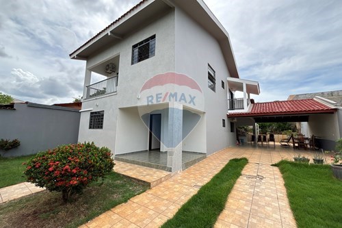 Venda-Sobrado-Rua José Jerônimo , 831  - São João , Barra do Garças , Mato Grosso , 78600296-722221014-63