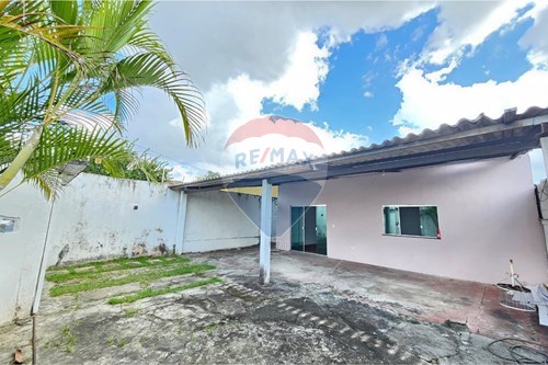 Venda-Casa-Rua Sargento Moisés , 56  - Flores , Manaus , Amazonas , 69028405-720401002-115