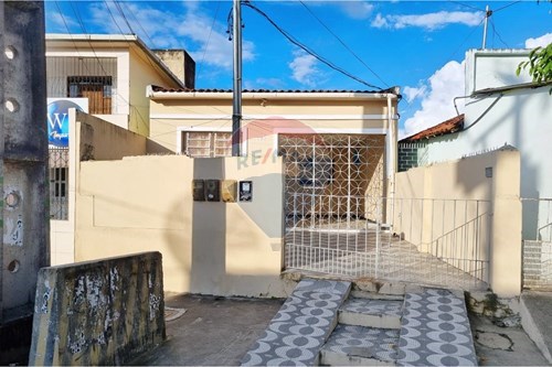 Venda-Casa-Rua Pedro da Costa Agra , 195  - Hospital Dr Edgley  - José Pinheiro , Campina Grande , Paraíba , 58407270-720291065-30