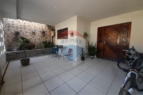 Venda-Casa-Avenida Interventor Mário Câmara , 4646  - Cidade Nova , Natal , Rio Grande do Norte , 59070600-720621026-54