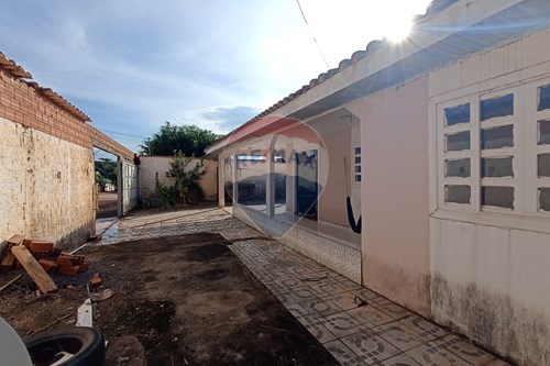 Venda-Casa-Rua 1 ° de Maio , 3501  - Setor 6 , Jaru , Rondônia , 76890000-721551072-24