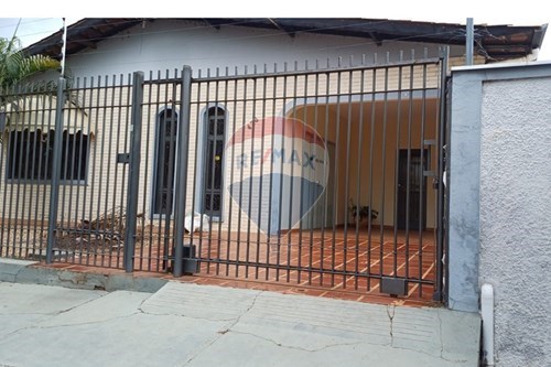 Venda-Casa-Rua 13 de Maio , S/N  - Próximo Elielcio Academia  - Vila Aurora , Rondonópolis , Mato Grosso , 78740008-720851102-61