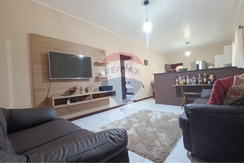 Venda-Casa-Rua Carlos Drumond de Andrade , 1022  - Parque São Pedro , Ji-Paraná , Rondônia , 76907846-722391007-13