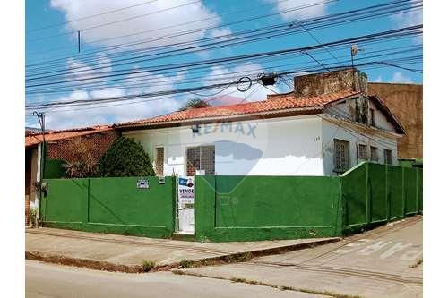 For Sale-House-Avenida C , 110  - Próximo ao Colégio Vega  - Prefeito José Walter , Fortaleza , Ceará , 60750020-720321106-4