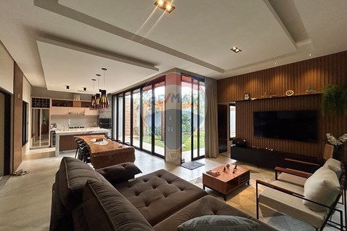 Venda-Casa-Setor Lago Sul , Araguaína , Tocantins , 77822162-720991008-87