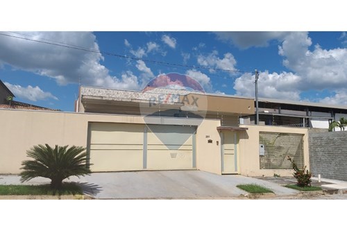 Venda-Casa-Rua São Marcos , 00  - próximo ao Coopema  - Cristino Cortes , Barra do Garças , Mato Grosso , 78603108-722221014-34