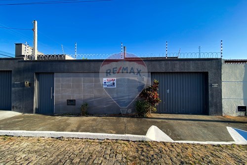 Venda-Casa-Rua Cruzeiro , 117  - Proximo ao Expansivo Colégio e Curso  - Extremoz , Extremoz , Rio Grande do Norte , 59575000-720811001-47