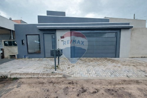 Venda-Casa-Setor Universitário , Água Boa , Mato Grosso , 78635000-722211004-72