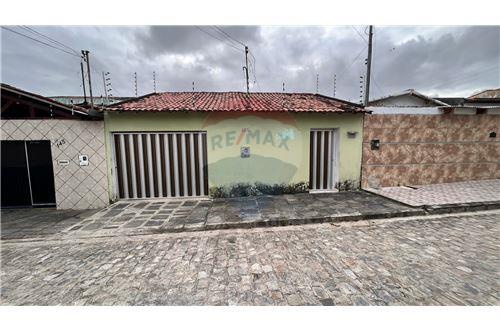 Venda-Casa-Rua Joel Pereira Cavalcante , Nº 155  - CLUBE DOS TAXISTAS  - Cruzeiro , Campina Grande , Paraíba , 58415-523-720291047-2