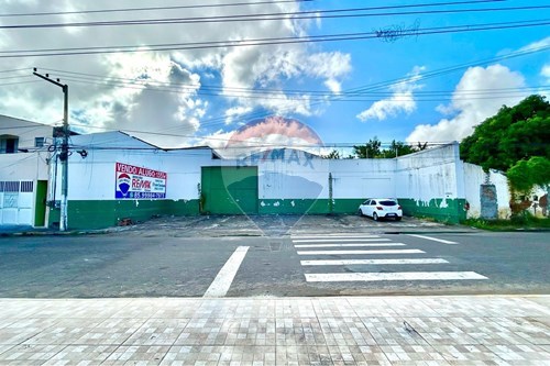 Venda-Galpão-Rua 15 de Novembro , 947  - Próximo à antiga estação de trem  - Sete de Setembro , Iguatu , Ceará , 63504015-720931002-345