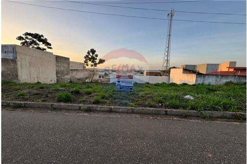 Venda-Terreno-Rua: cupuaçu , 08/09  - Tião Mineiro , Paragominas , Pará , 68630-724-721851023-75