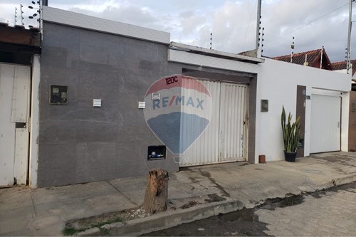 Venda-Casa-Rua Sebastião Marques , 120  - Proxima a caixa d'agua  - Três Irmãs , Campina Grande , Paraíba , 58424262-720291123-3