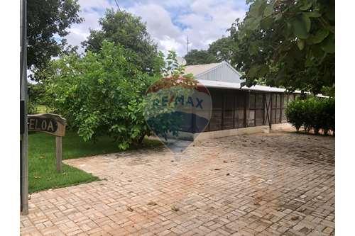 For Sale-Farm-Rodovia MT270 + 14 Pontal do Rio Vermelho , 20  - Fazendas Breda  - Chacaras Residencial Parque Da , Rondonópolis , Mato Grosso , 78750-899-720611005-1