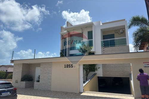 Venda-Casa-Rua Oswaldo Araújo , 633  - De Lourdes , Fortaleza , Ceará , 60177325-722031083-51