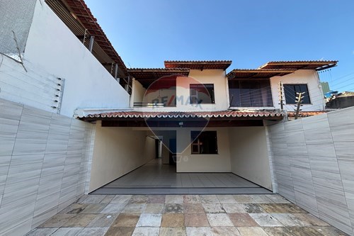 Venda-Sobrado-Av Eng Heitor de Oliveira Albuquerque , 303  - Cidade dos Funcionários , Fortaleza , Ceará , 60822-605-720321002-82