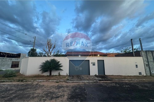 Venda-Casa-Jardim Mônaco , Araguaína , Tocantins , 77828484-722171061-10