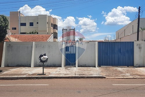 Venda-Casa-Rua Domingos de Lima , 1372  - Jardim Mato Grosso , Rondonópolis , Mato Grosso , 78740382-721981029-32