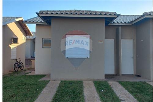 Venda-Casa de Condomínio-Av. Juscelino Ferreira de Farias , 335  - Condominio Vicente Bissoni  - Vila Rica , Rondonópolis , Mato Grosso , 78750-650-720611007-6