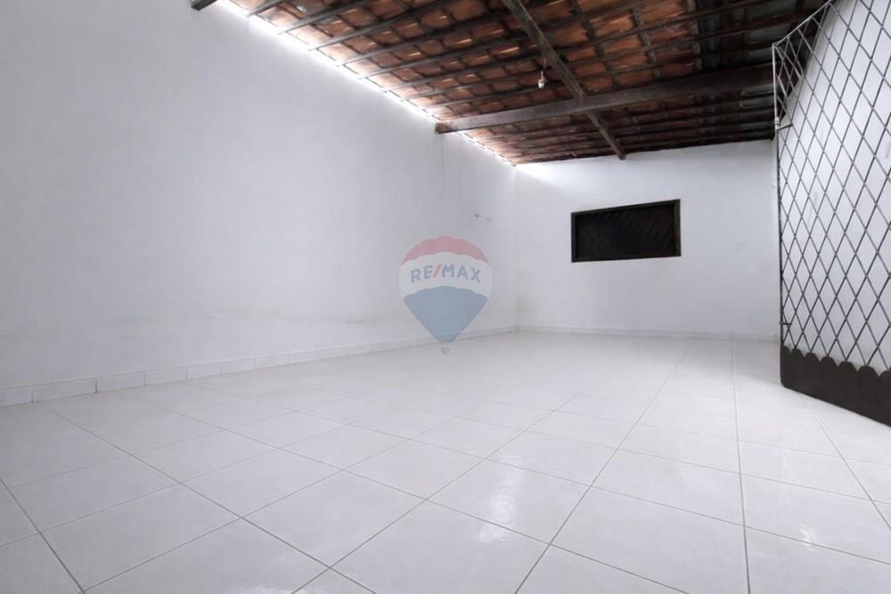 Casa - Venda - Natal , Rio Grande do Norte - d3b55a42-47d5-410b-b545-2638c481e894.jpg - Garagem - 720621026-274
