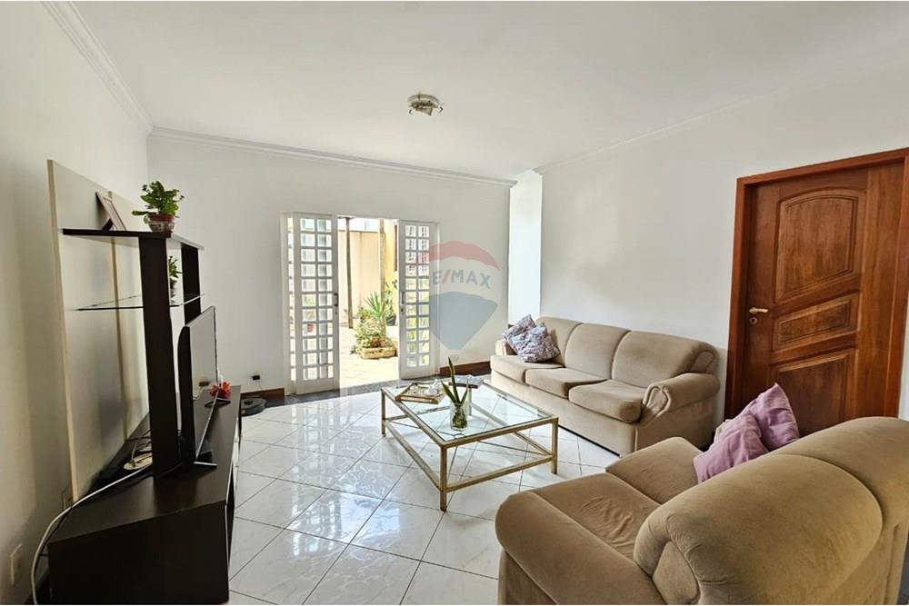 Casa de Condomínio - Venda - Manaus , Amazonas - WhatsApp Image 2025-10-13 at 16.19.05 (1).jpeg - Sala - 720401093-4