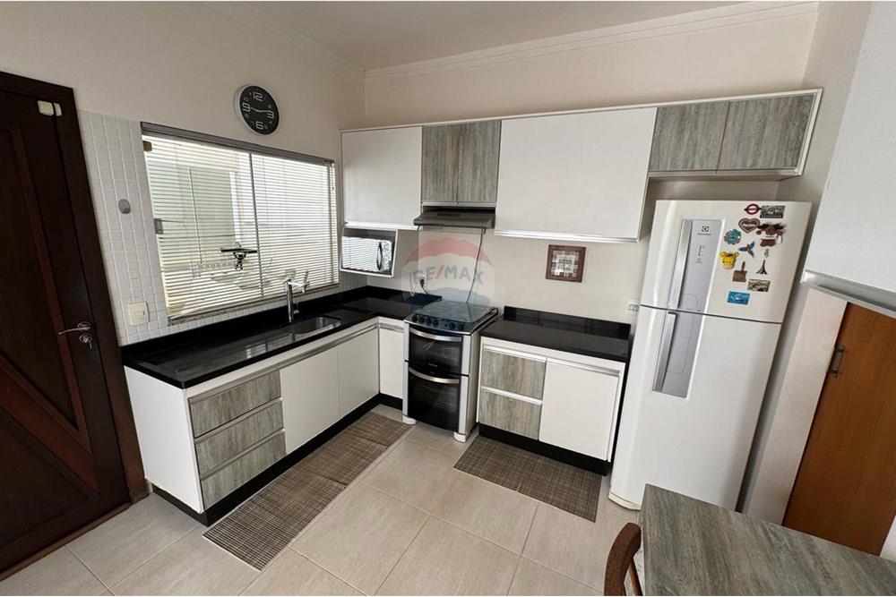 Résidentiel - Maison - Sinop , Mato Grosso - BR - WhatsApp Image 2025-05-19 at 10.34.18 (1).jpeg - 721561011-19