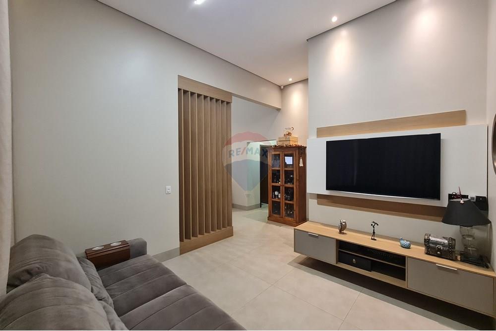 Casa - Venda - Lucas do Rio Verde , Mato Grosso - 3.jpg - Sala - 722231009-10