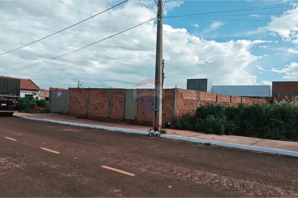 Terreno - Venda - Pedra Preta , Mato Grosso - Terreno Pedra Preta - frente lateral.jpeg - 722261024-3
