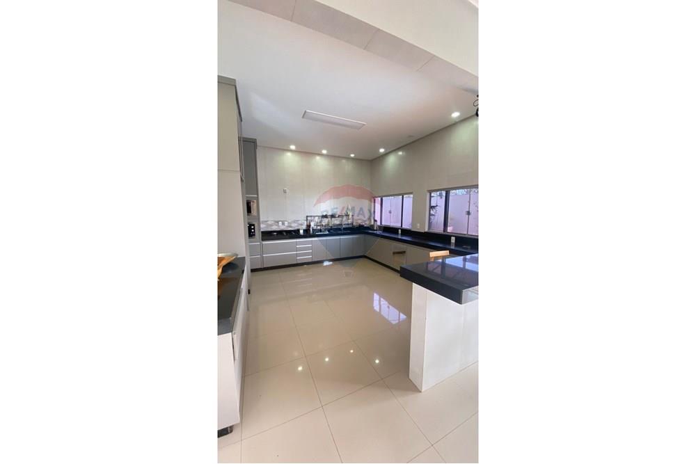 Casa - Venda - Caldas Novas , Goiás - WhatsApp Image 2025-10-16 at 09.29.27.jpeg - 722251021-3