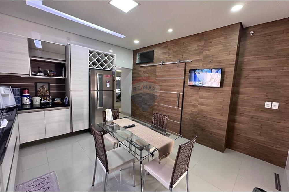 Dzīvojamais - Savrupmāja - Porto Velho , Rondônia - BR - 29.jpg - 721551019-243