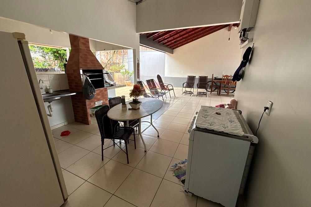 Sobrado - Venda - Barra do Garças , Mato Grosso - IMG_4719.JPG.jpeg - 722221014-63