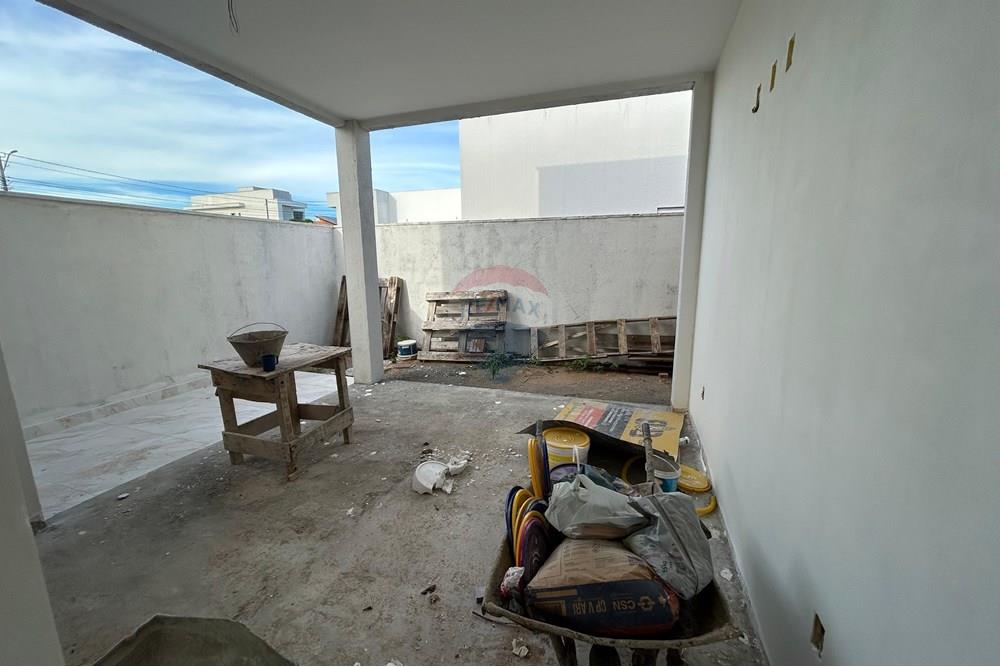 Casa de Condomínio - Venda - Parnamirim , Rio Grande do Norte - WhatsApp Image 2025-04-30 at 15.25.37 (1).jpeg - 720731004-398