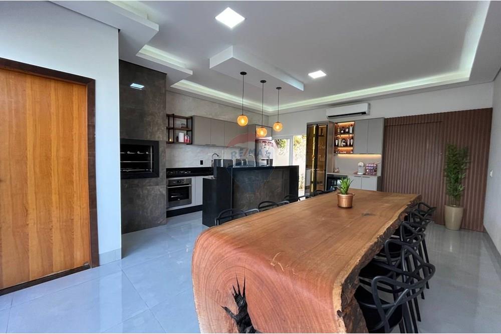 Gyvenamasis - Namas - Sinop , Mato Grosso - BR - photo_2025-06-02_22-30-59.jpg - 721561028-36